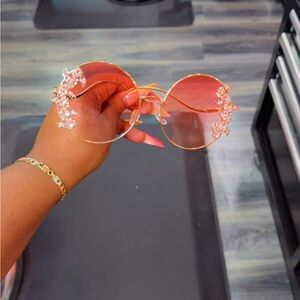 Elegant Pink Sunglasses with Crystal Accents